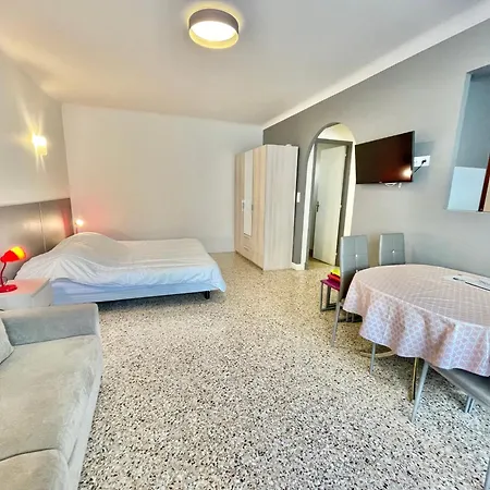 Themis By Welcome To Apartman